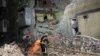 Российские войска ударили по четырехэтажному жилому дому в Донецкой области: обрушился подъезд, погибли два человека, трое ранены