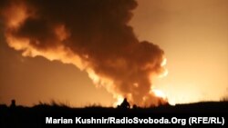 Горящая нефтебаза возле Василькова